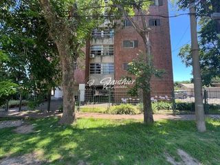 Foto 3 de Departamento en alquiler de 3 dormitorios c/ cochera en Campana