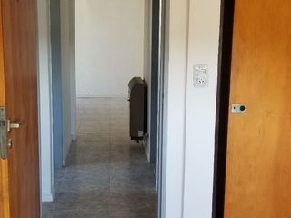 Foto 3 de Departamento en alquiler de 2 dormitorios c/ cochera en Plottier