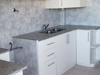 Foto 9 de Departamento en alquiler de 2 dormitorios c/ cochera en Plottier