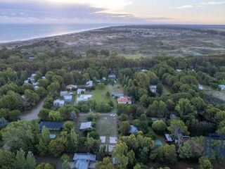 Foto 8 de Terreno / Lote en venta de 880m2 ubicado en Balneario Pehuen Co