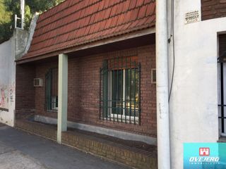 Foto 2 de Casa en venta de 3 dormitorios c/ cochera en San Martín