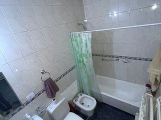 Foto 7 de Dúplex en venta de 4 dormitorios c/ cochera en Centro