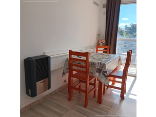 Foto 4 de Departamento en venta de 1 dormitorio c/ cochera - al frente - Colón.