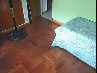 Foto 10 de Venta Casa 3 ambientes con parque. Rawson y Francia