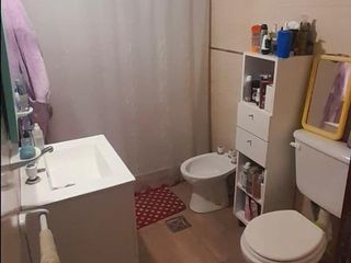 Foto 12 de Venta Casa 3 ambientes con parque. Rawson y Francia