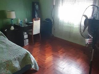 Foto 11 de Venta Casa 3 ambientes con parque. Rawson y Francia
