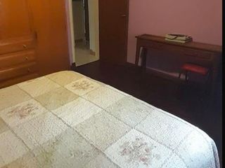 Foto 9 de Venta Casa 3 ambientes con parque. Rawson y Francia