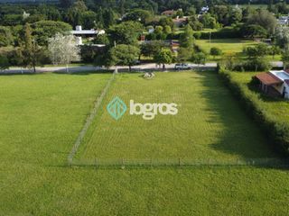 Foto 1 de Terreno / Lote en venta de 1500 m2 en Barrio Cerrado Santa Apolonia, Cerrillos