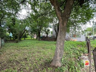 Foto 1 de Sobre Av. Tissera, El Talar de Mendiolaza. Terreno/Lote en alquiler de 525m2