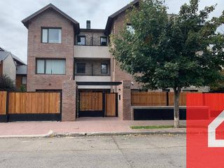 Foto 1 de Departamento en venta de 2 dormitorios en San Martin de los Andes