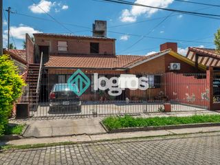 Foto 1 de Casa en venta de 4 dormitorios en Barrio San Carlos, Salta