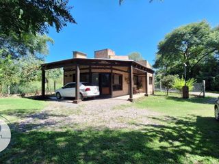 Foto 1 de Casa en venta de 3 dormitorios c/ cochera en Los Alisos