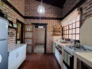 Foto 8 de Casa en venta de 3 dormitorios c/ cochera en Los Alisos