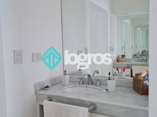Foto 29 de Casa en venta de 4 dormitorios en Grand Bourg - Apta Credito