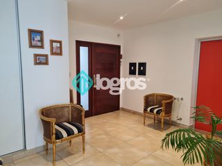 Foto 21 de Casa en venta de 4 dormitorios en Grand Bourg - Apta Credito