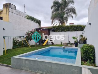 Foto 10 de Casa en venta de 4 dormitorios en Grand Bourg - Apta Credito