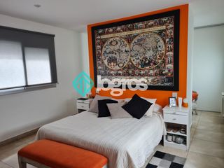 Foto 24 de Casa en venta de 4 dormitorios en Grand Bourg - Apta Credito