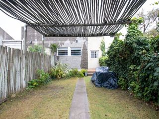Foto 1 de Casa en venta de 3 dormitorios c/ cochera en Monte Hermoso