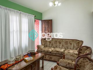 Foto 12 de Casa en venta de 3 dormitorios en Barrio San Carlos