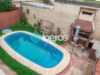 Foto 54 de Casa en venta de 3 dormitorios en Barrio San Carlos