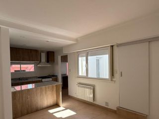 Foto 3 de Casa en venta de 3 dormitorios c/ cochera en Tandil