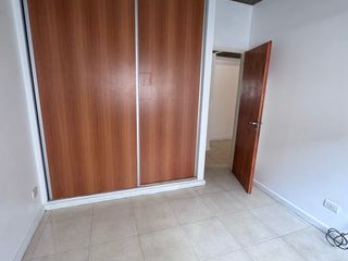 Foto 14 de Dpto Alquiler 1 dorm c/cochera, balcón, AA cortinas rollers Chacabuco 284 SMdTuc