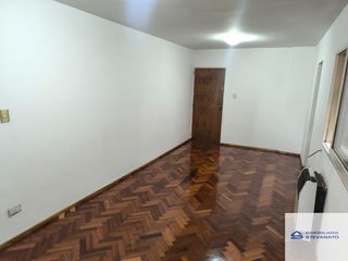 Foto 4 de Departamento en alquiler de 2 dormitorios a metros del Parque Central