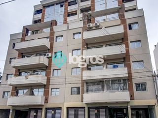 Foto 1 de Departamento en venta de 2 dormitorios con cochera en Salta