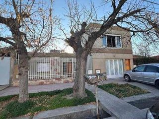Foto 1 de Casa en venta de 3 dormitorios c/ cochera en San Rafael