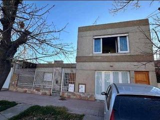 Foto 2 de Casa en venta de 3 dormitorios c/ cochera en San Rafael