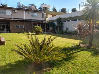 Foto 4 de Casa en venta de 5 habitaciones c/ cochera en San Rafael