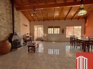 Foto 5 de Casa en venta de 3 dormitorios c/ cochera en Bella Vista