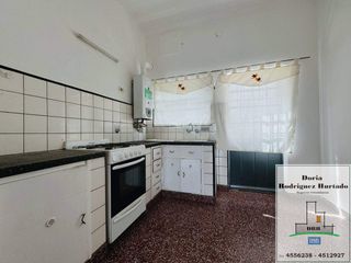 Foto 5 de Casa en venta de 2 dormitorios c/ cochera en San Martín