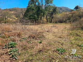 Foto 8 de Terreno / Lote en venta de 2040m2 ubicado en La Quebrada de San Lorenzo
