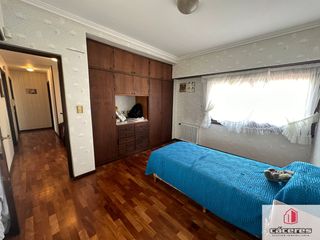 Foto 26 de Casa en venta de 3 dormitorios c/ cochera  doble  y quincho en Villa Primera
