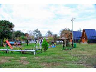 Foto 6 de Complejo de 6 cabañas con parque y piscina, Colón.
