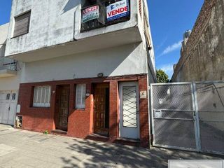 Foto 1 de Casa en venta de 6 dormitorios c/ cochera en Centro