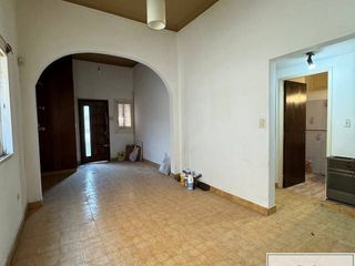 Foto 18 de Casa en venta de 6 dormitorios c/ cochera en Centro
