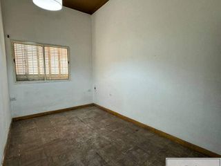 Foto 22 de Casa en venta de 6 dormitorios c/ cochera en Centro