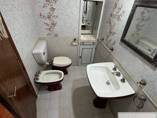 Foto 14 de Casa en venta de 6 dormitorios c/ cochera en Centro