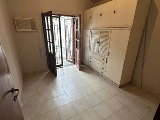Foto 12 de VENTA CASA EN B° JURAMENTO, UNA CUADRA AV BELGRANO