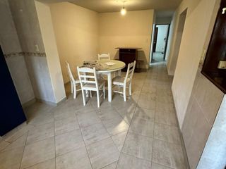 Foto 7 de VENTA CASA EN B° JURAMENTO, UNA CUADRA AV BELGRANO