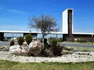 Foto 4 de OPORTUNIDAD UNICA / VENTA DE LOTE - SECTOR VERIS