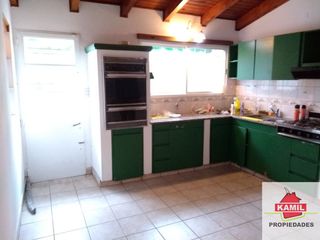 Foto 4 de Casa en venta de 4 dormitorios c/ cochera en Universitario