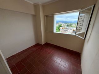 Foto 4 de DEPARTAMENTO DE 2 DORMITORIOS A 100M DE LA PLAZA PRINCIPAL
