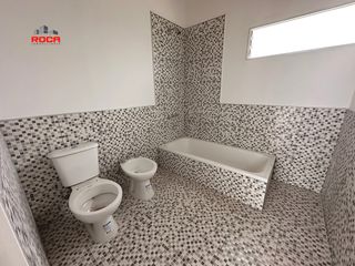 Foto 21 de Impecable Duplex en venta en Los Perales