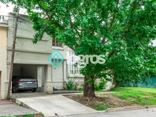 Foto 1 de Casa en venta en Tres Cerritos