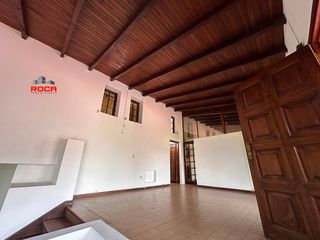 Foto 10 de Casa en venta de 3 dormitorios c/ cochera en Los Perales
