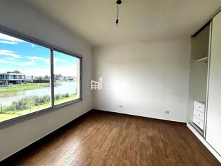 Foto 23 de Casa en venta de 4 dormitorios en El Cantón Norte al Lago