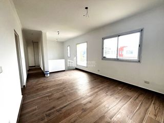 Foto 17 de Casa en venta de 4 dormitorios en El Cantón Norte al Lago